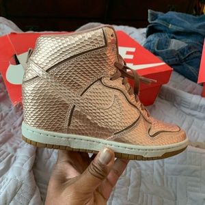Nike Wedge Women’s Rose Gold Dunks Worn Once!